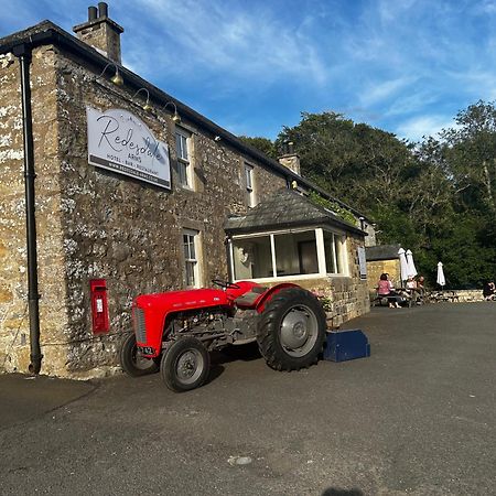 Redesdale Arms Hotel Отърбърн Екстериор снимка