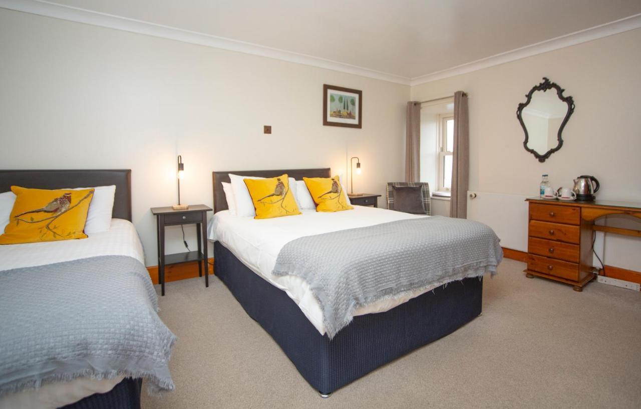 Redesdale Arms Hotel Отърбърн Екстериор снимка
