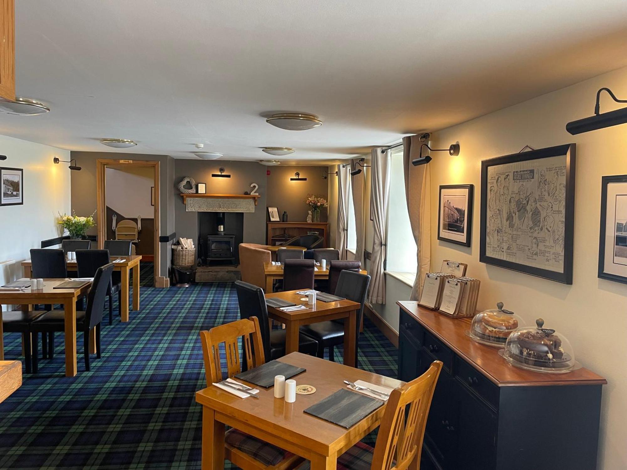 Redesdale Arms Hotel Отърбърн Екстериор снимка